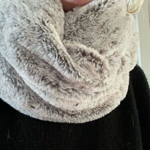 west loop Faux Fur Infinity Scarf in Light Gray